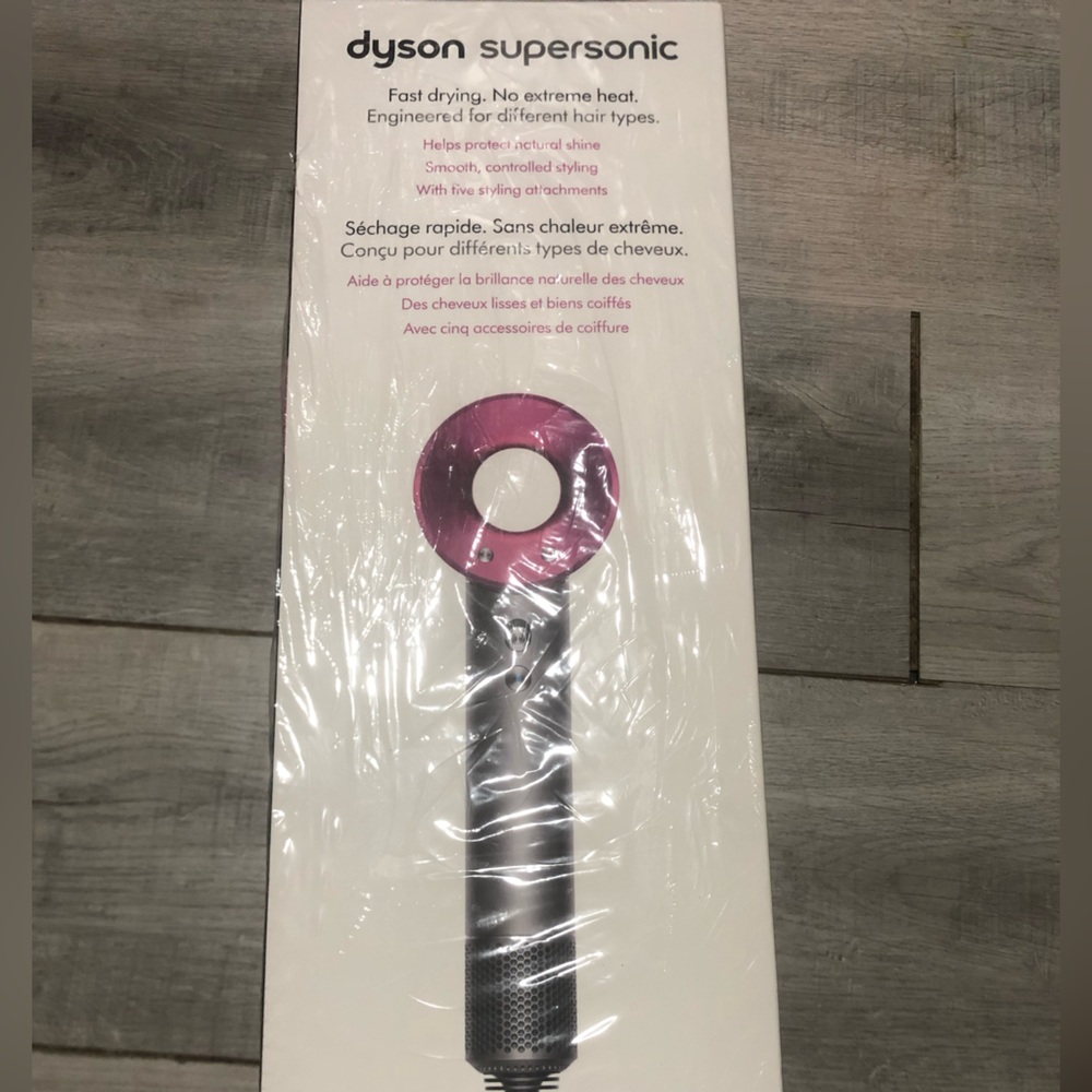 NWT Dyson Supersonic